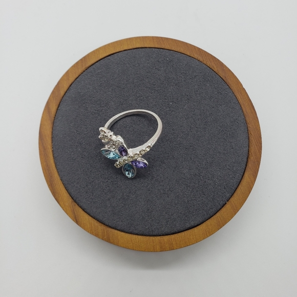 Avon Dancing Butterfly 🦋 Ring - Picture 5 of 5